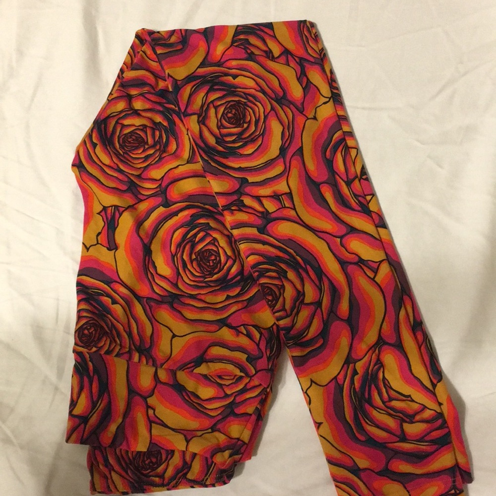 Lularoe OS buttery legging